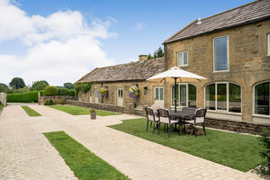 Spring Hall Farm- click for photo gallery